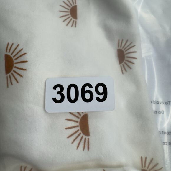 Carter's Long Sleeve Bodysuit Infant Size 24 Months White, Sun - Picture 5 of 5